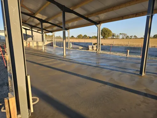 Ateliers de 125m2 avec parking pour vos clients, Nort-sur-Erdre, Garloubox